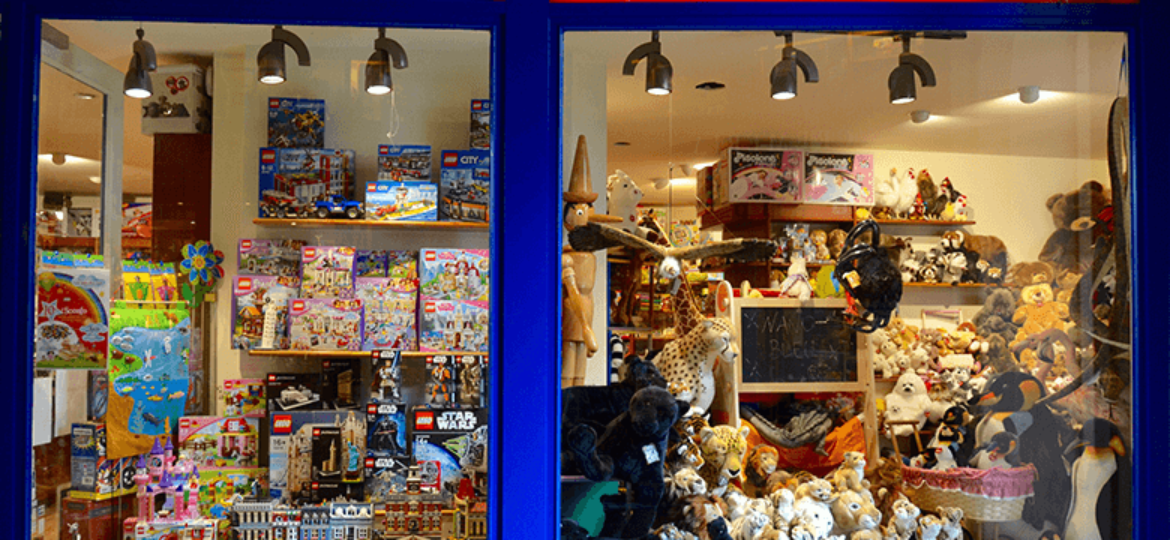 Nano Bleu Toy Shop